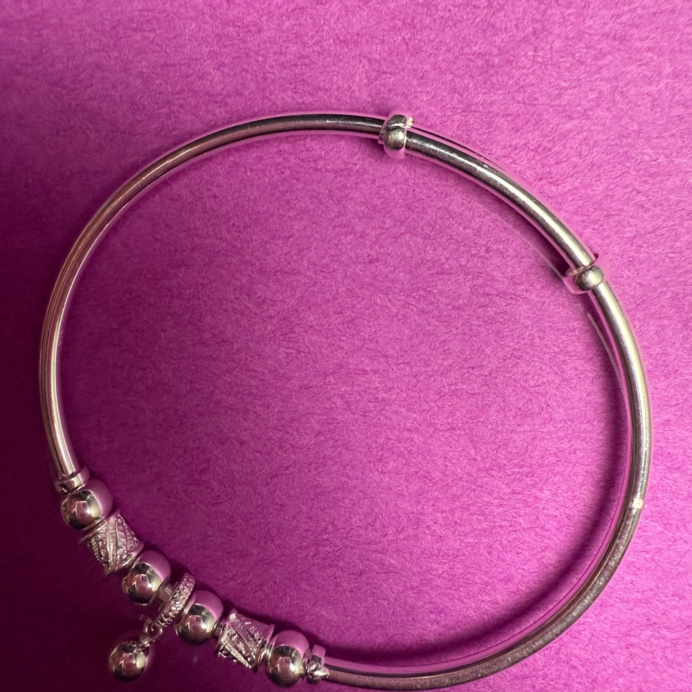 Ladies Charm cuff Bangle 18-20 - Picture 2 of 3